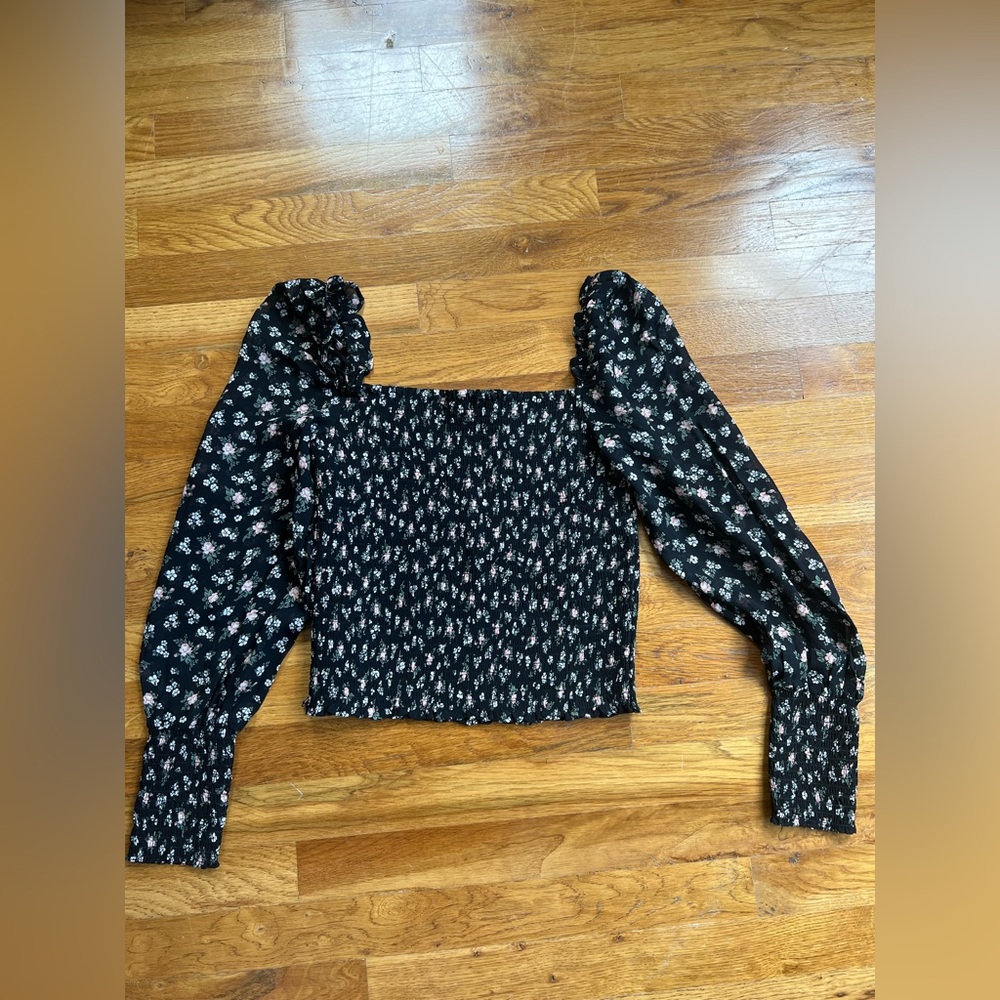 NWOT Sz Large L Reformation Smocked Black Floral Top